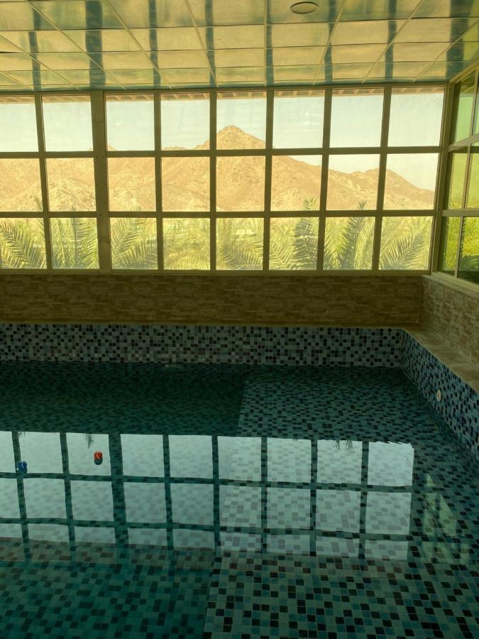 UAE farm Villa Qur Exteriör bild