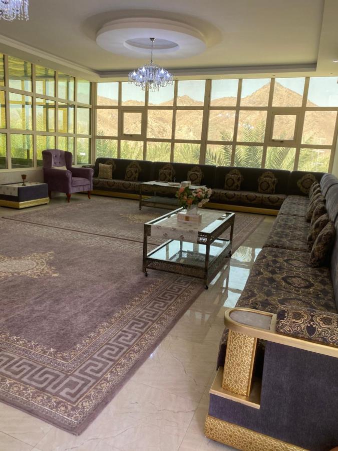 UAE farm Villa Qur Exteriör bild